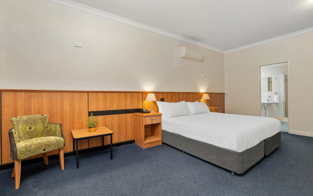 Metro Hotel Perth City
