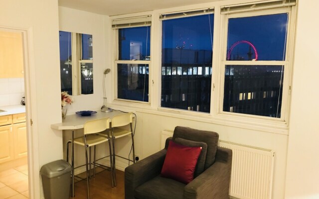 Piccadilly Circus - London Regent Apartments