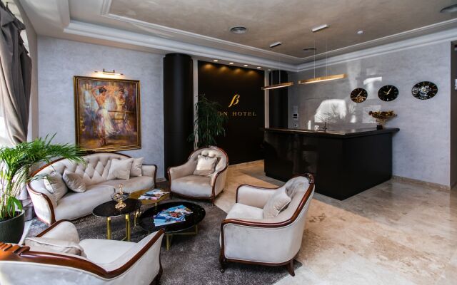 Bon Hotel