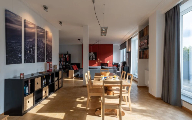 Woods Terrace residence