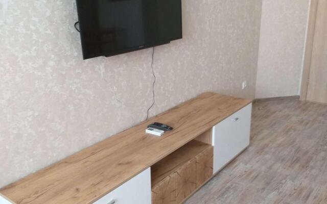 Я к Вам на улице Крылова 15 корпус 1