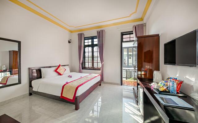 Almond Villa Hoi An