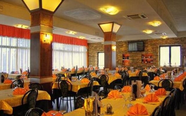 Hotel Lenotel