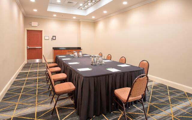 Holiday Inn Winchester Se-Historic Gateway by IHG