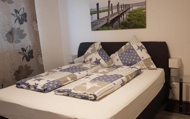 Sunnys Hotel & Residence