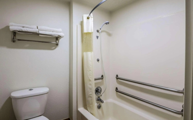 Motel 6 Troutville, VA