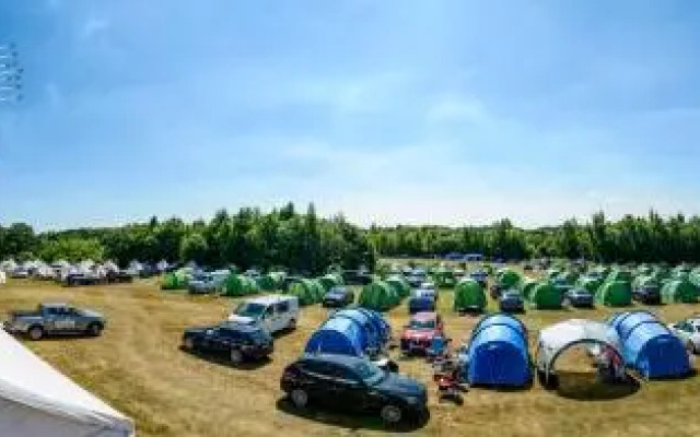 Silverstone Glamping and Pre-Pitched Camping with intentsGP