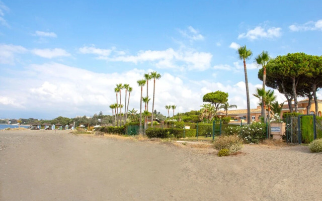 Genteel Home Venalmar Terrace