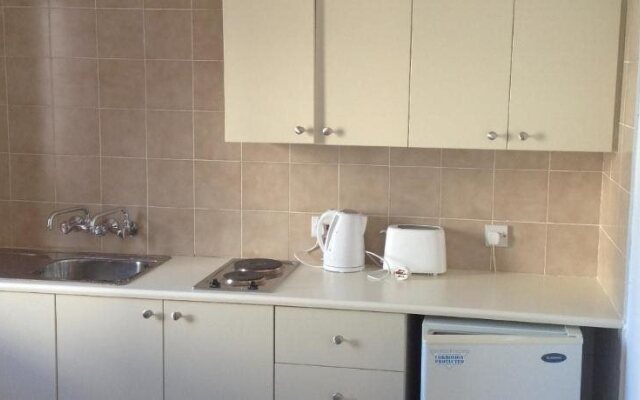 Sea 'n Lake View Hotel Apartments