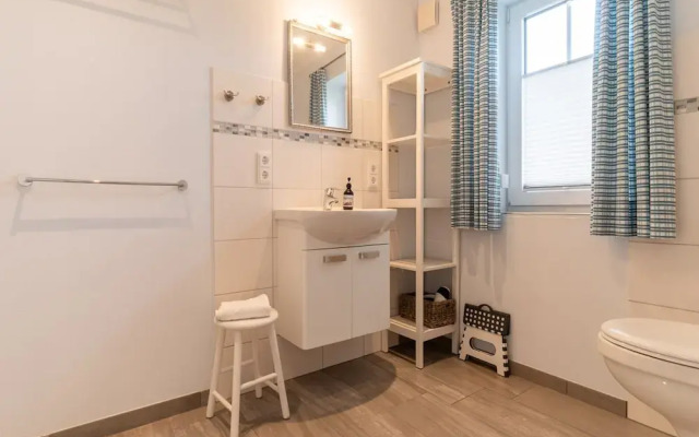 Apartment in Garding Near North Sea & Cycling Paths