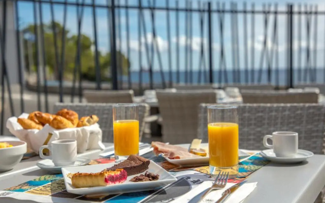 Hôtel La Plage by Sowell