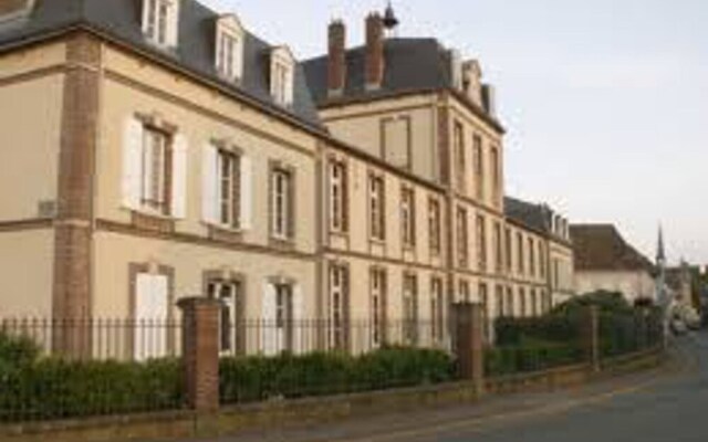 Apartment With one Bedroom in Maintenon, With Wonderful City View and