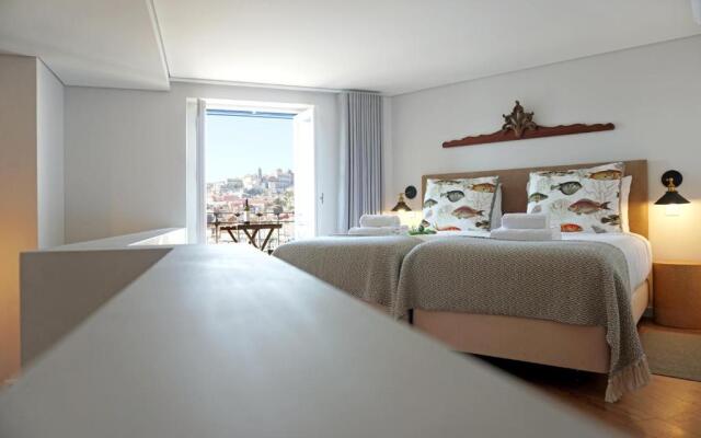 Porto View by Patio 25