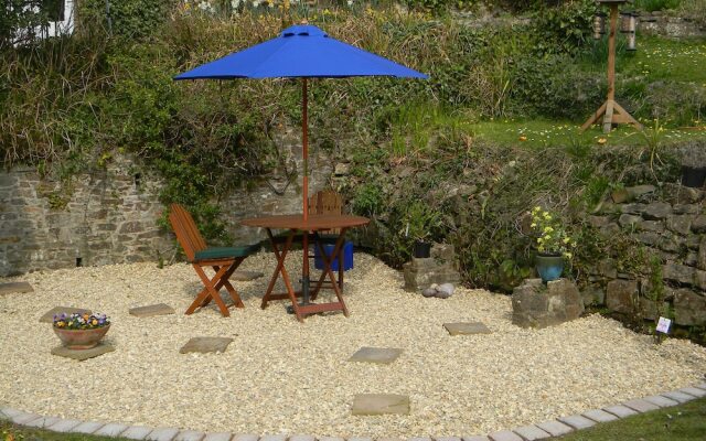 Stratton Gardens Guest House