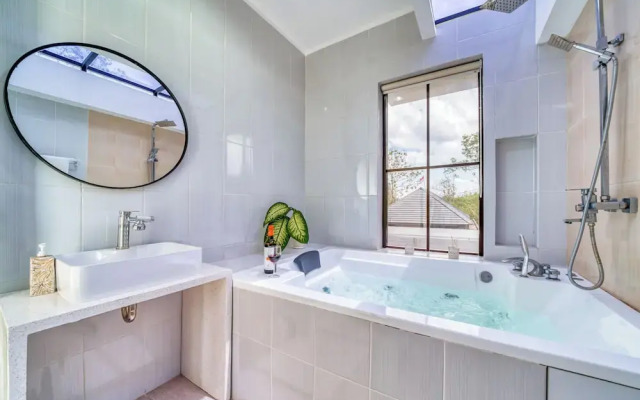 Royal Arkadia Villa managed by Nusantara Hospitality