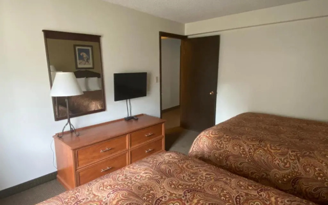 Snowshoe Motel