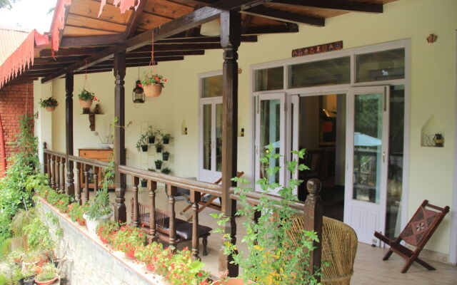 Swiss Cottage