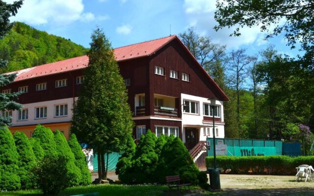 Hotel Gejzir