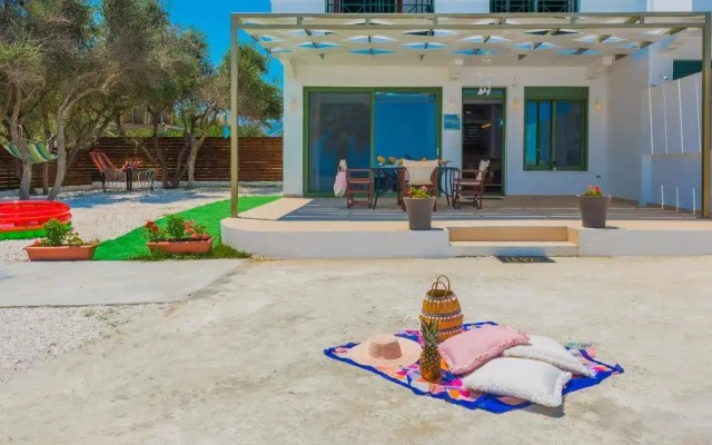 Gaia Beach House
