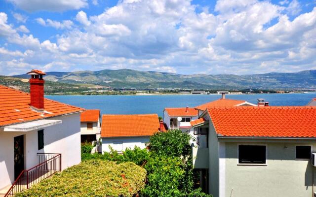Apartments Sakal