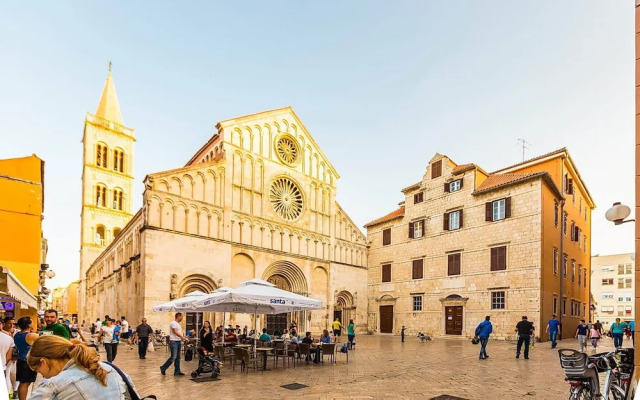Downtown Zadar Stylish and Sophisticated Apartments