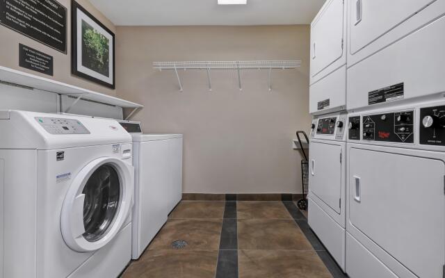 Candlewood Suites Indianapolis - South by IHG
