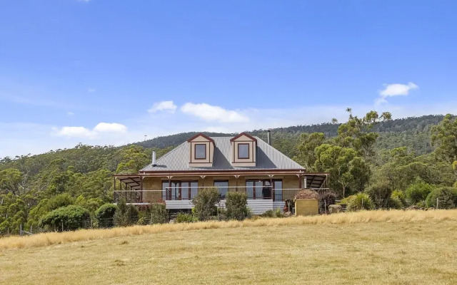Manfield Country Bruny Island