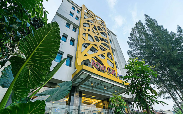 Royal City Hotel