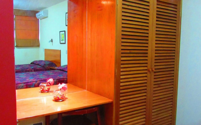 Palau Amazonas Hotel