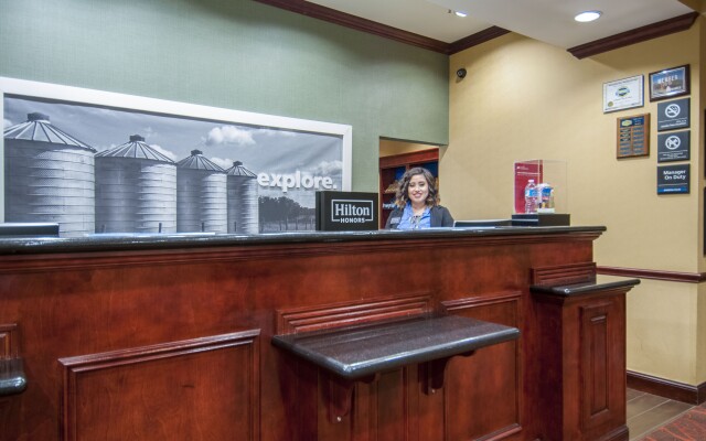 Hampton Inn & Suites Waxahachie