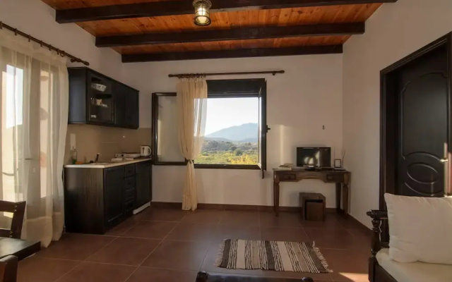 Traditional Apartments Madares