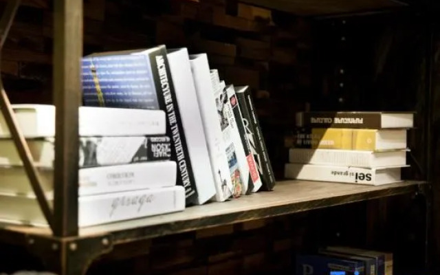 James Joyce Coffetel (Lianyungang Tongguan Road Pedestrian Street)