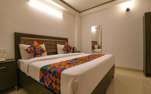 FabHotel Dolphin International
