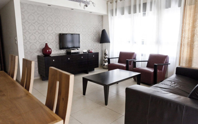 Sunshine Suites