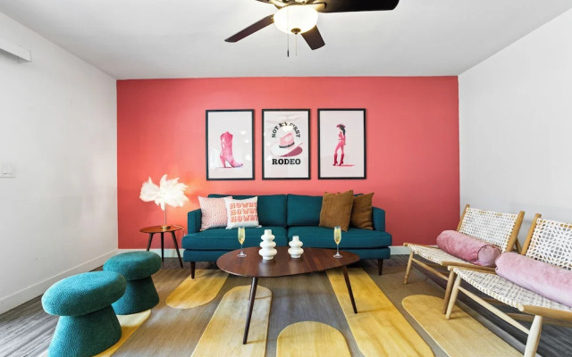 Sunrise Vista-walk to Downtown Old Town & Bars!