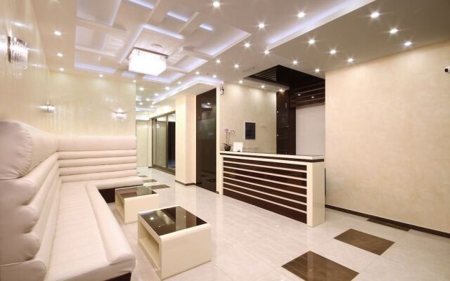 Hotel Shine