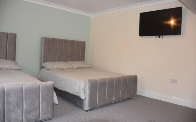 4br-sleeps14-parking-lakedistrict