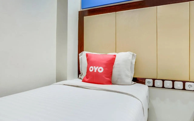Liv Hotel by OYO Rooms