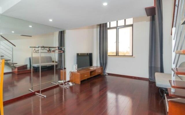 iFamily Apart Hotel Hongfeng Branch