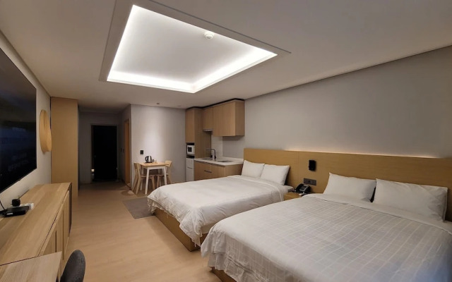 World Tourist Hotel