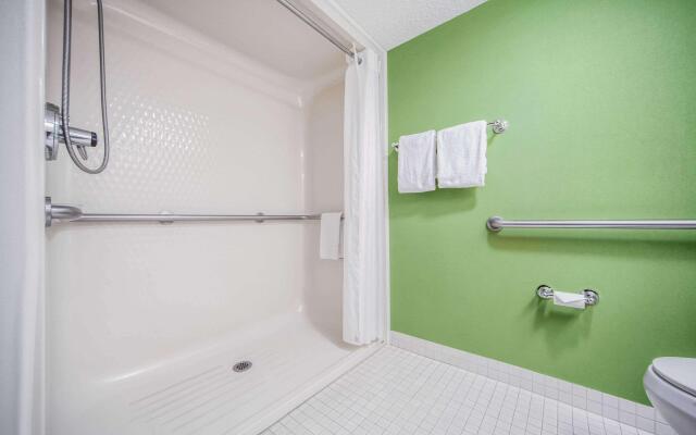 Sleep Inn And Suites