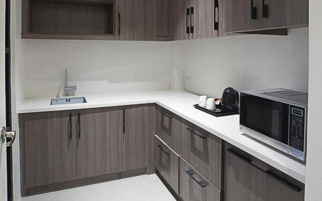 Stonehill Suites