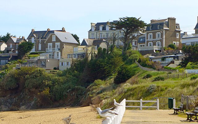 Villa Val Saint Malo