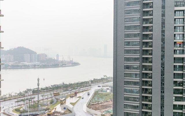 Locals Boutique Apartment Huafa Plaza 26