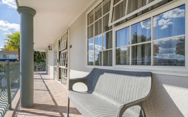 Silver Fern Rotorua Suites & Spa