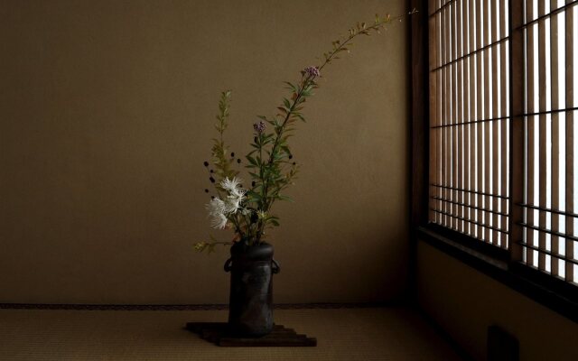 Traditional Kyoto Inn serving Kyoto cuisine IZUYASU