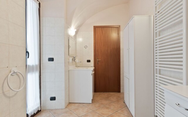 Snug Apartment In Frazione Sessant With Veranda