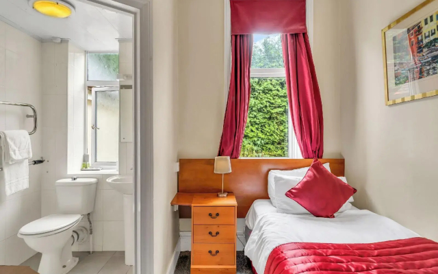 Dial House Hotel