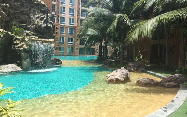 Atlantis Condo Resort Jomtien by EVT