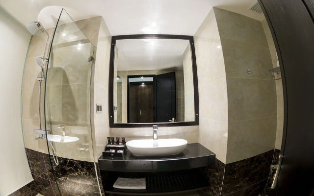 Royal Quang Binh Hotel